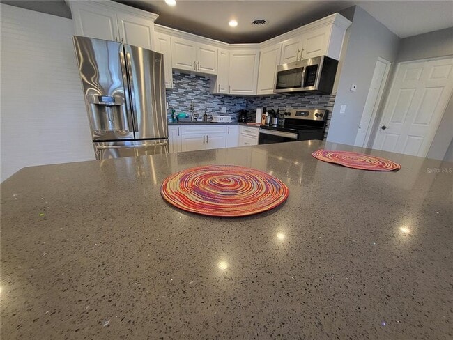 Building Photo - 5624 Lime Way