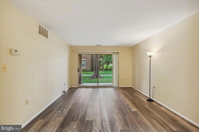 Building Photo - 18401 Guildberry Dr