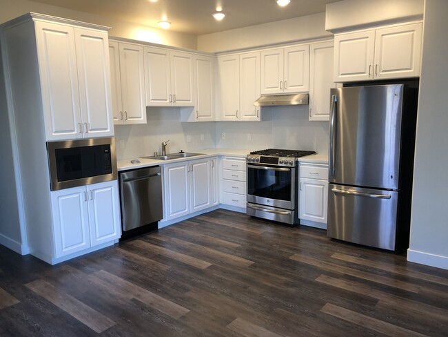 All new appliances - 1818 Castillo Street