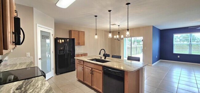 Building Photo - 28202 Arrowhead Cir