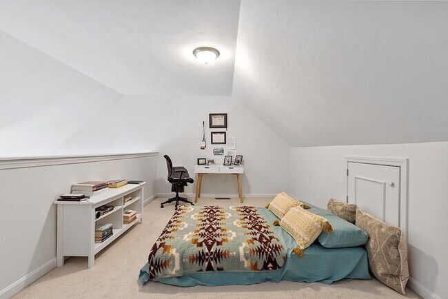 Building Photo - 11 Merrimac Way