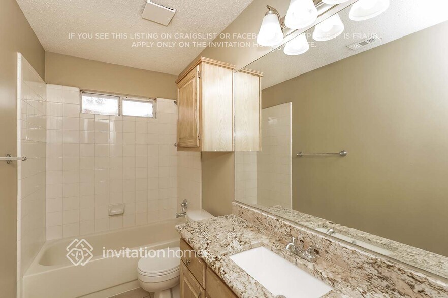 Building Photo - 2259 Meadowstone Dr