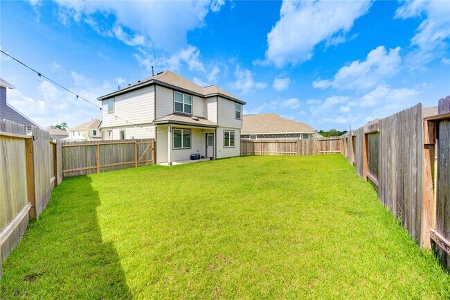 Building Photo - 2404 Shellcracker Dr