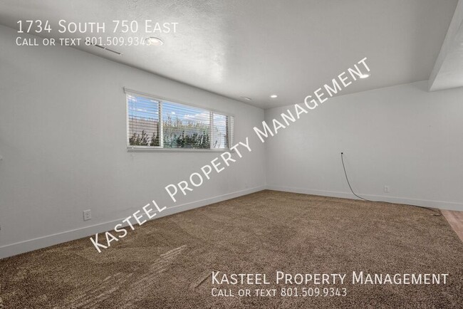 Building Photo - 1734 S 750 E St
