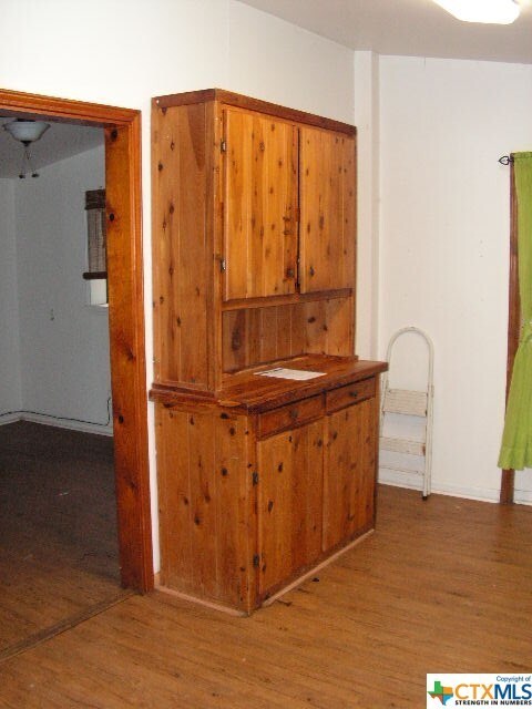 Building Photo - 1910 FM2673