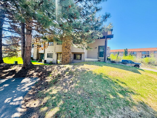 Building Photo - 14600 Hampshire Pl