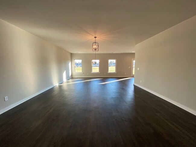 Building Photo - Home for Rent in Weaver AL...COMING SOON!