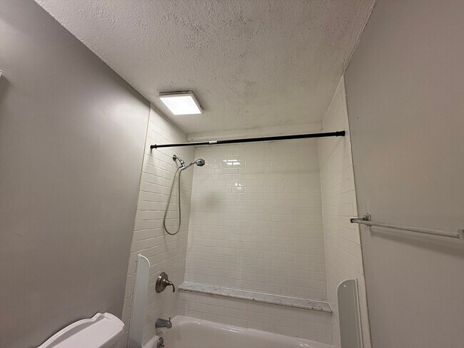 Building Photo - 34 Walden Dr