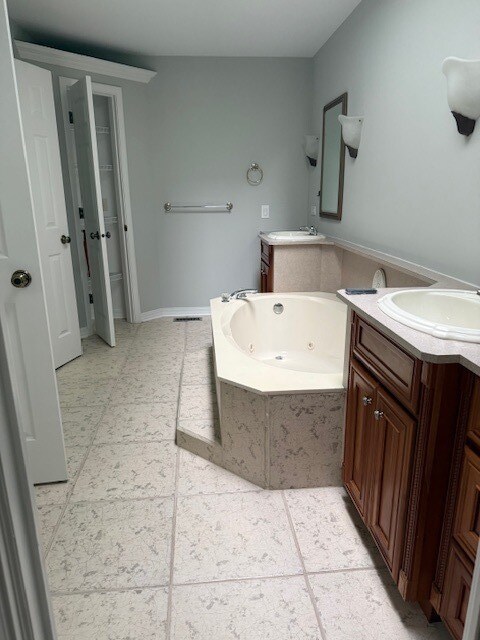 Building Photo - 4840 Prestwick Pl