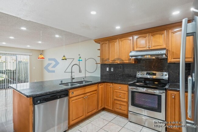 Building Photo - 4720 Touchstone Terrace