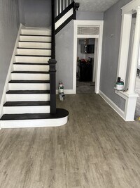 Building Photo - 501 Lyndhurst St