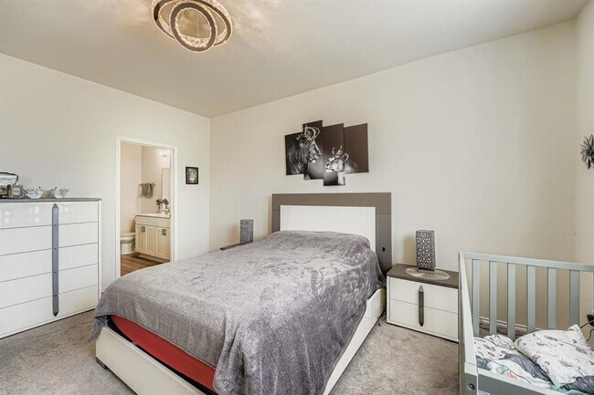 Building Photo - 144 Gunther Way