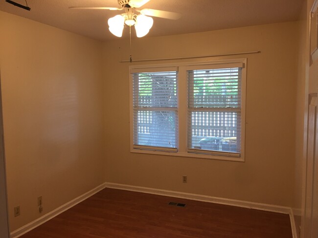 Building Photo - Perfect 2/1 House in Old East Rome $1195