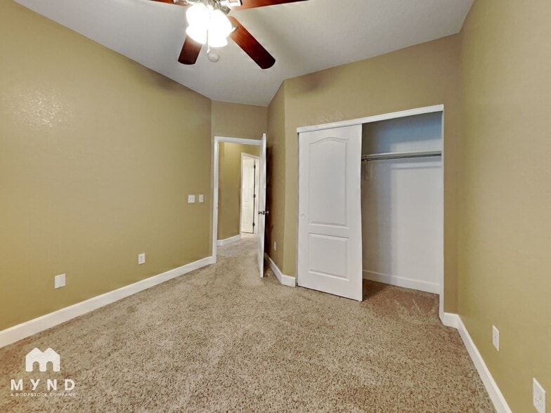 Building Photo - 3759 S Dayton Way