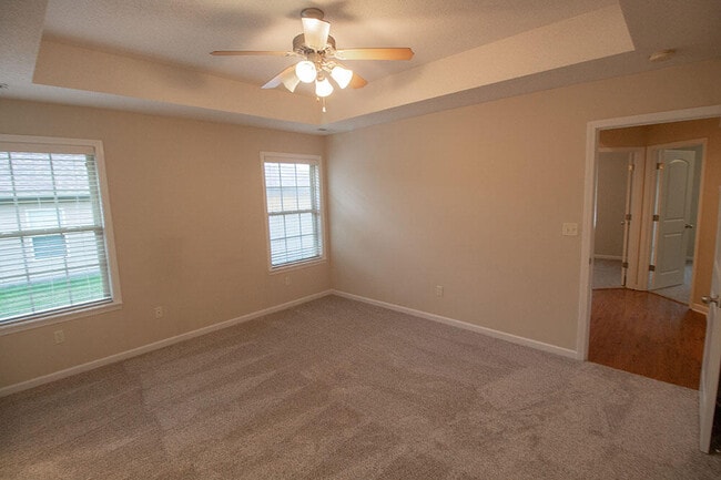 Building Photo - 7002 Madison Creek Dr