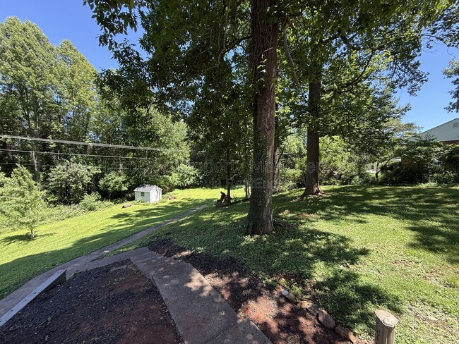 Building Photo - 12317 Metlock Rd