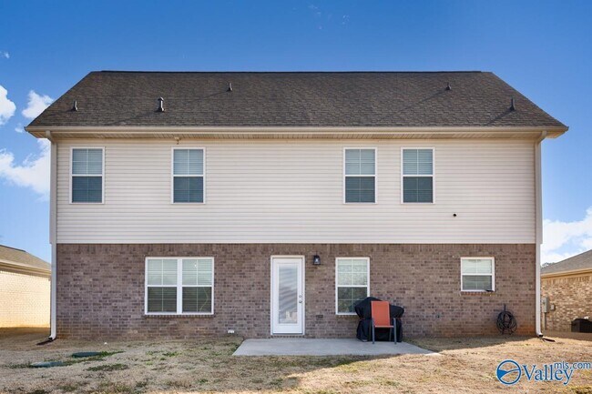 Building Photo - 14665 Bowman St