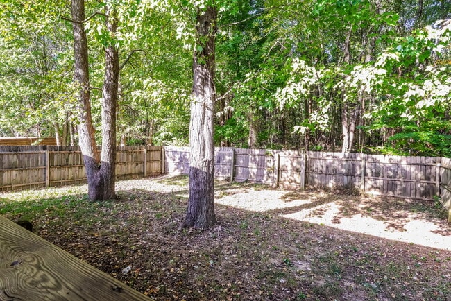 Building Photo - 11107 Meadow Chase Ct