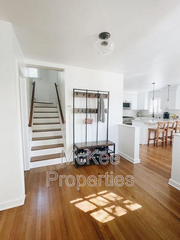 Building Photo - 277 B Ave