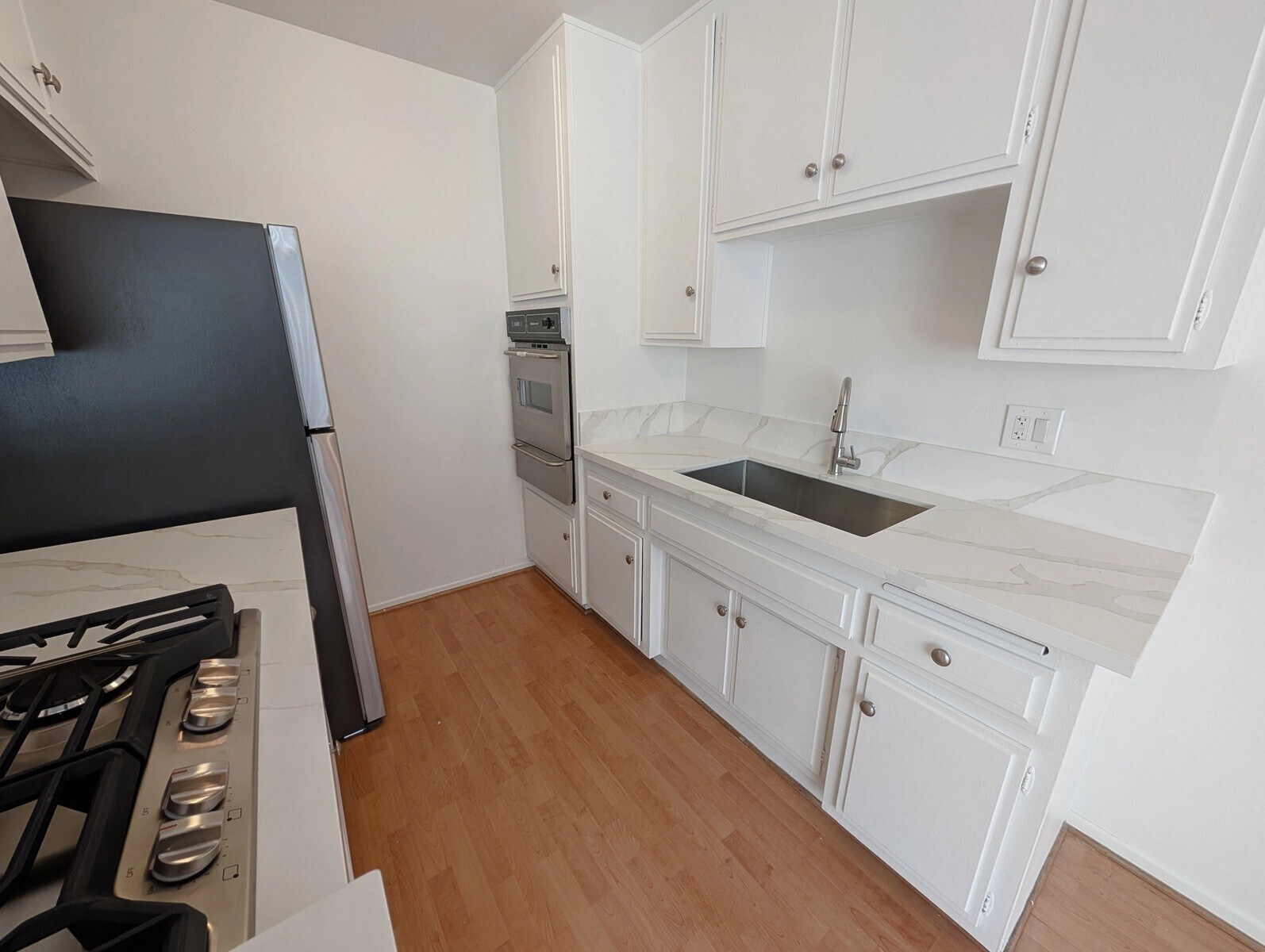 Building Photo - 3365 Keystone Av