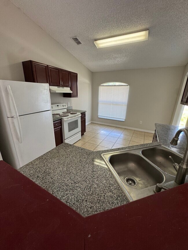 Building Photo - 81 S Courtland Blvd