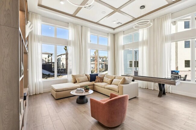 Building Photo - 6113 Yuzu Pl
