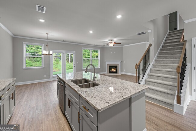 Building Photo - 3907 Lockaby Way