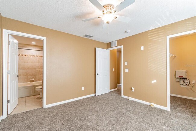 Building Photo - 6246 Maisai Rd