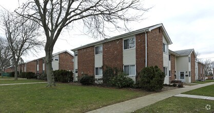 Building Photo - West End