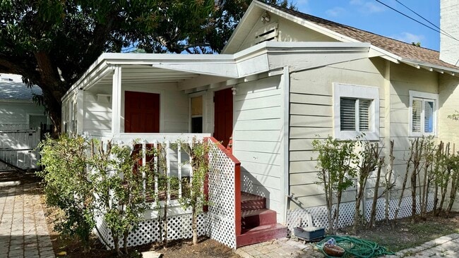 Building Photo - 205 S Federal Hwy