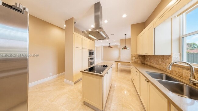 Building Photo - 5751 SW 59th Pl