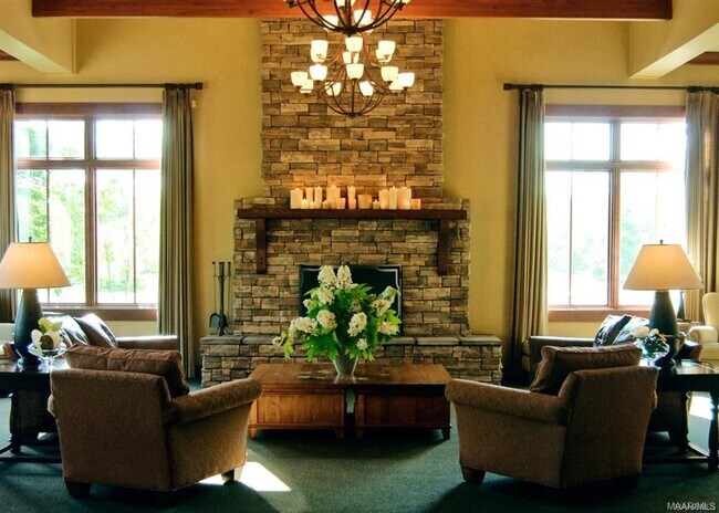 Building Photo - 3900 Turning Leaf Loop