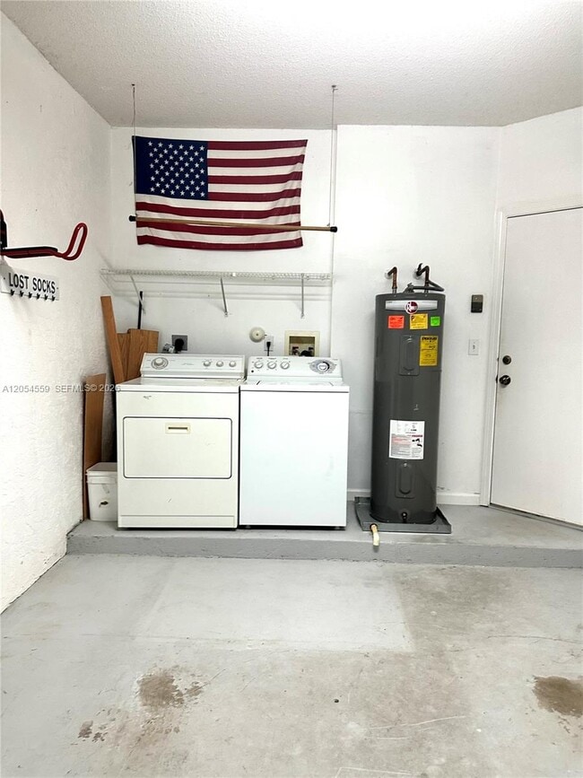Building Photo - 7337 Smithbrooke Dr