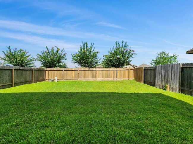 Building Photo - 10311 Urban Oak Trl