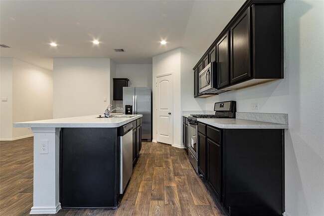 Building Photo - 21311 Violet Dusk Dr