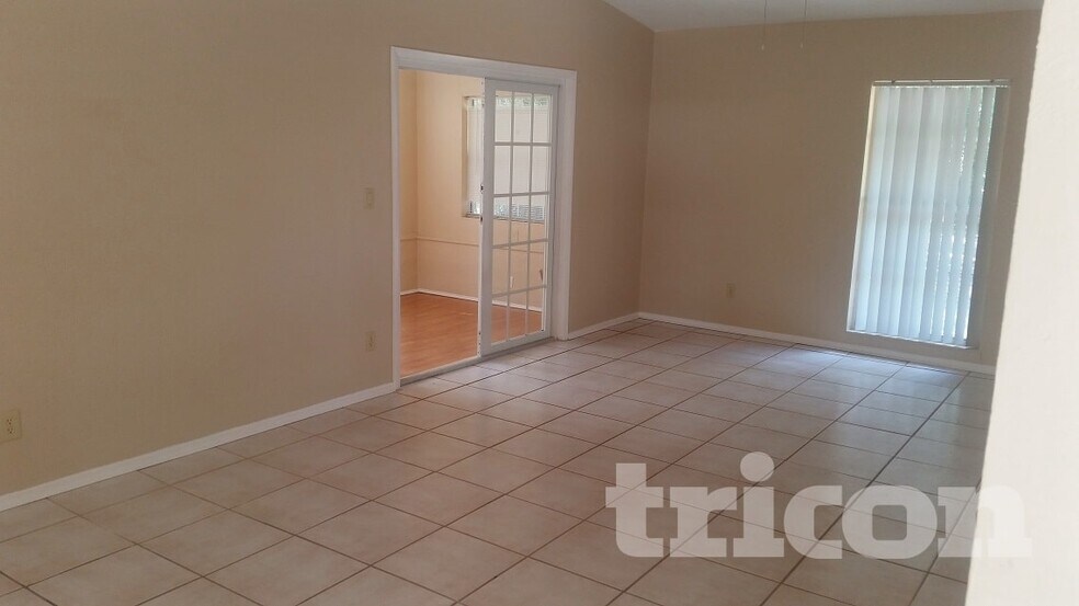 Building Photo - 3469 Seagrape Dr