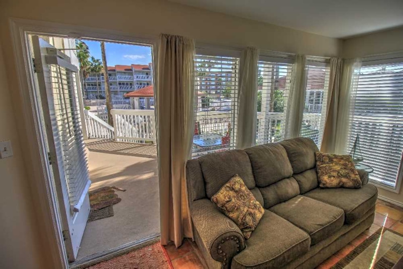 Building Photo - 200 Padre Blvd