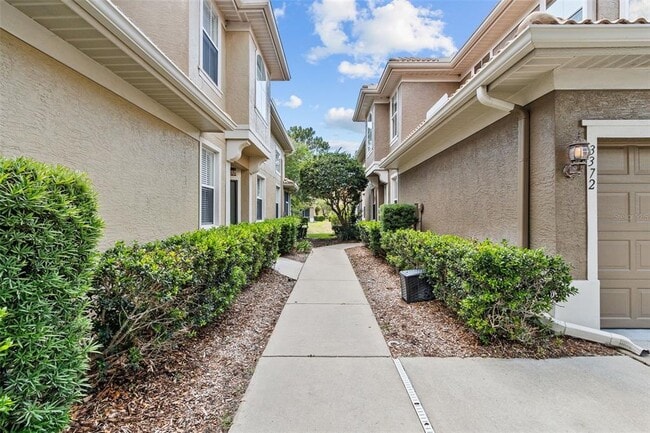 Building Photo - 3372 Covered Bridge Dr E