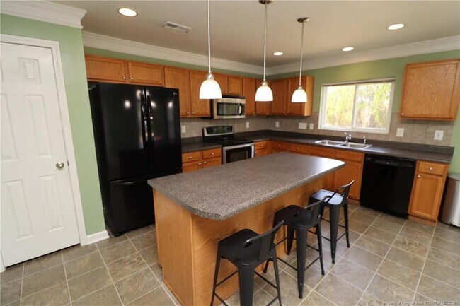 Building Photo - 3600 Corydon Ct