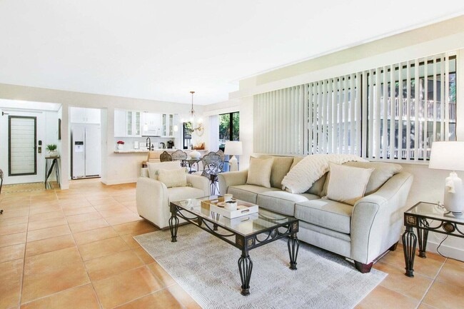 Building Photo - 141 Brackenwood Rd