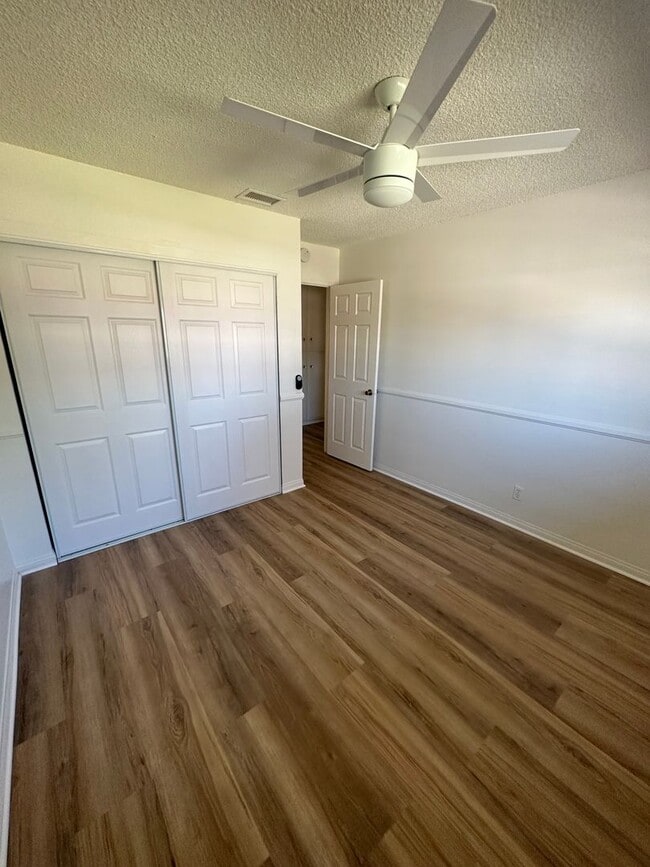 Building Photo - Newly Remodeled South Corona Family Home