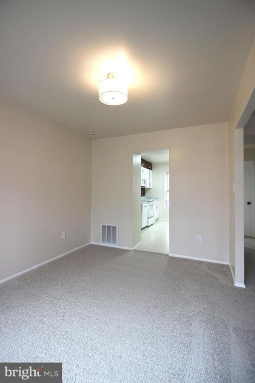 Building Photo - 7765 Brandeis Way