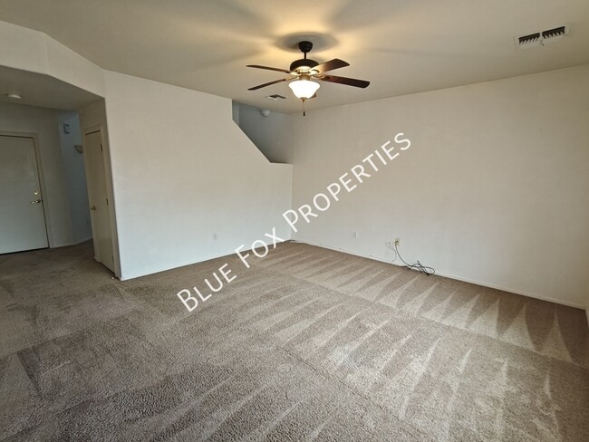Building Photo - 8262 W Zlacket Dr