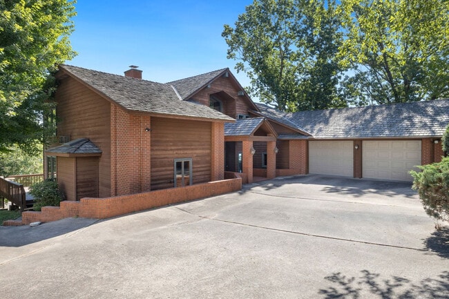 Building Photo - 31 Ravenshoe Rd