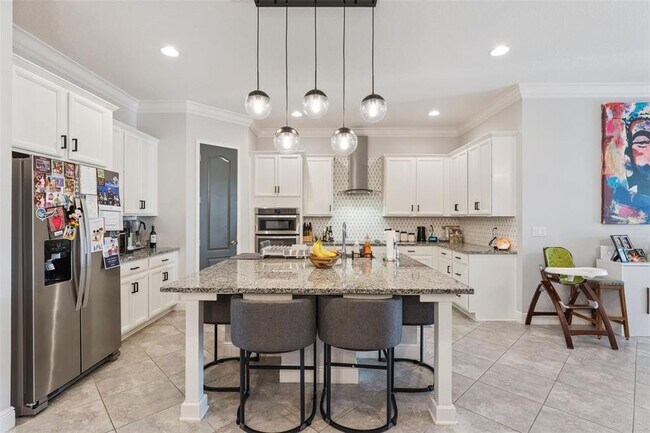 Building Photo - 10151 Henbury St