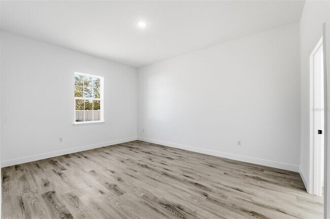 Building Photo - 4473 SW 168th Ln