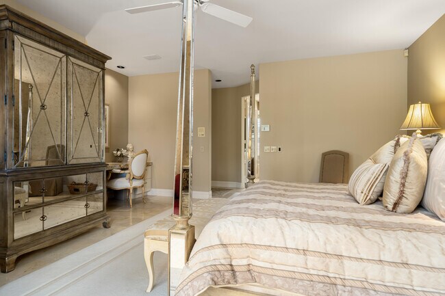 Building Photo - 45640 Rancho Palmeras Dr