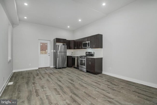 Building Photo - 2327 Wharton St