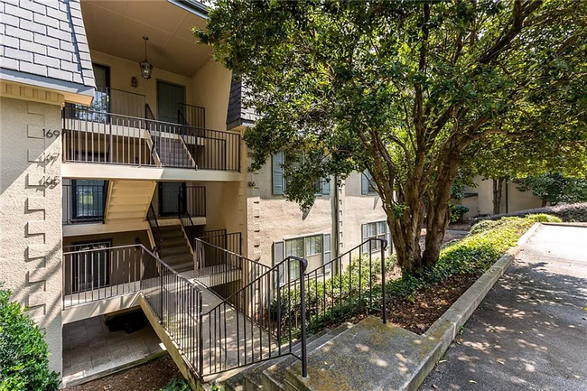 Primary Photo - 2 Bed and 2 Bath in Atlanta!