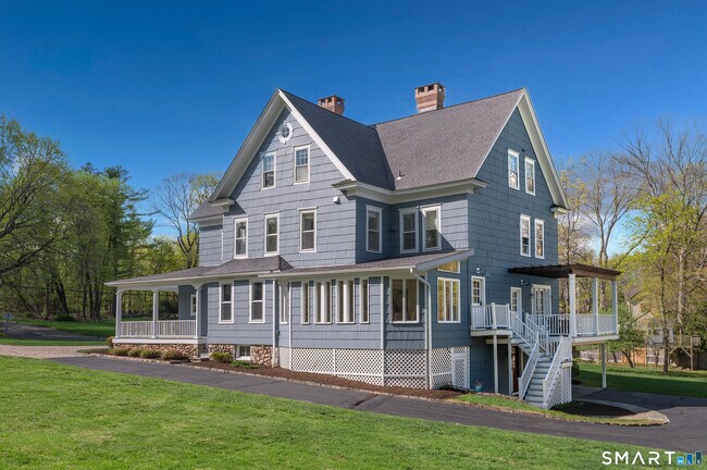 Building Photo - 398 Wilton Rd W